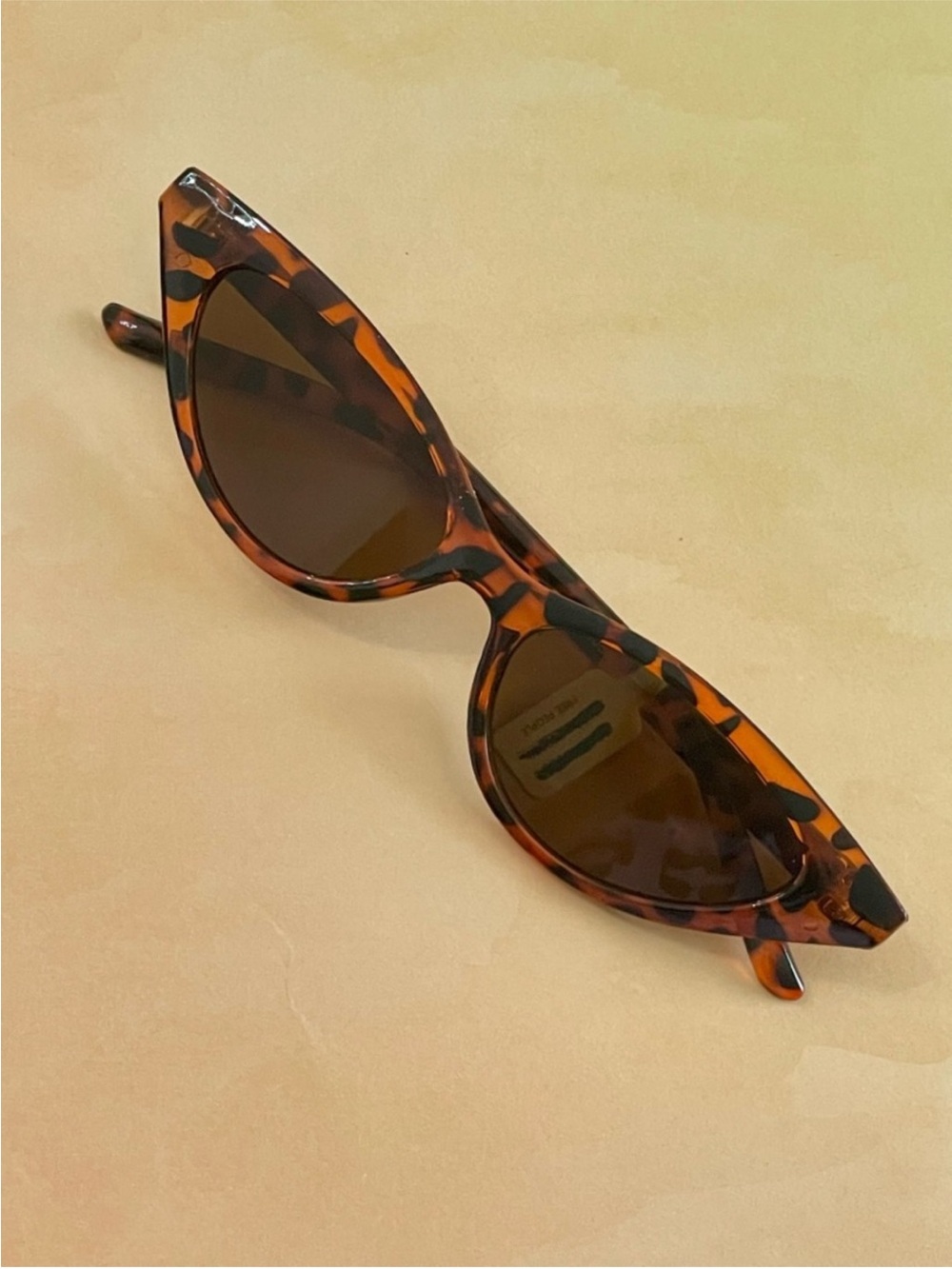 Free People Tortoiseshell Cat Eye Retro Boho Sunglasses - Brown Lenses